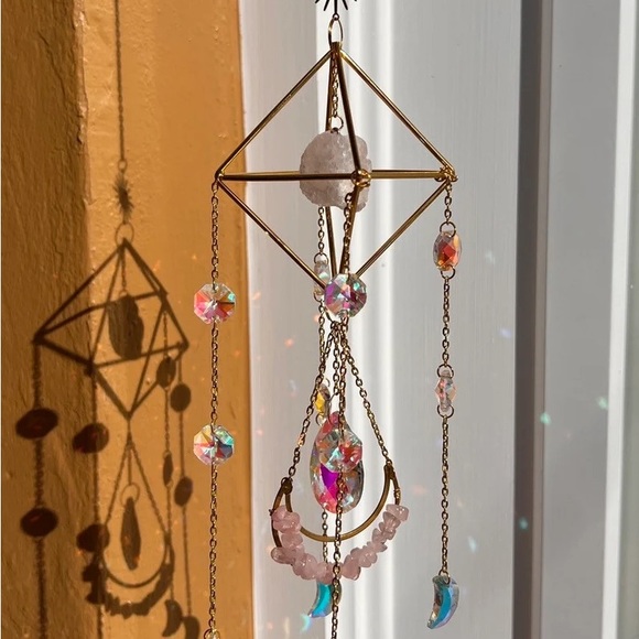 Stunning Sparkly Rainbow Fluorite Crystal Suncatcher - Picture 6 of 9